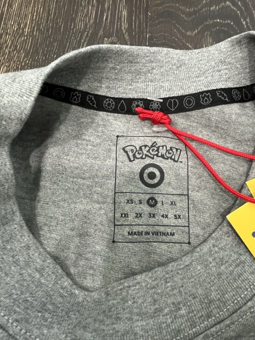 Adult Psyduck Print Short Sleeve Crewneck T-Shirt - Pokémon x Target M Limited - Picture 2 of 4